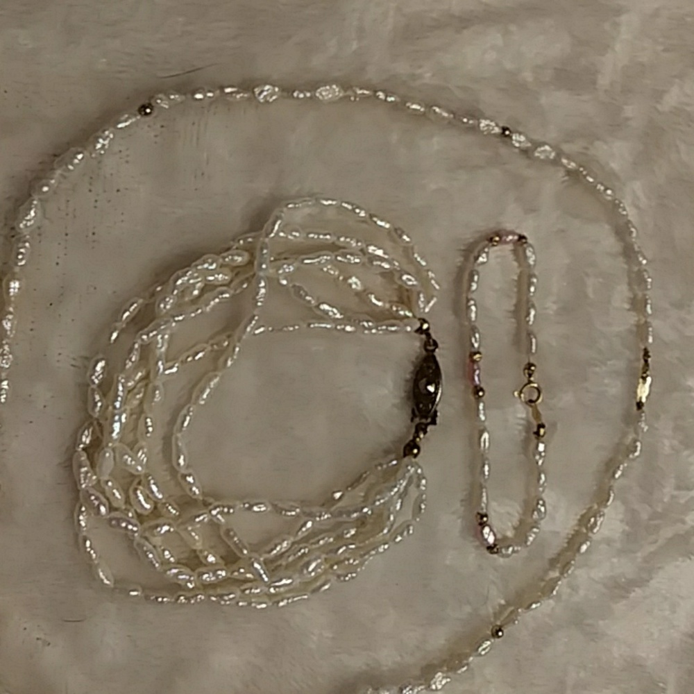 Jewelry - Picture 2 of 2
